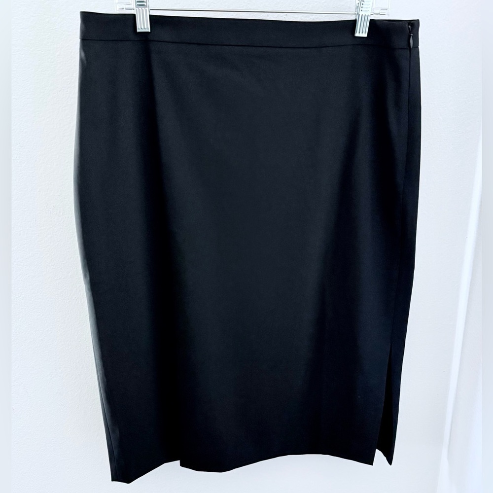 NWT Banana Republic Machine-Washable Italian Wool Skirt in Black Size 12